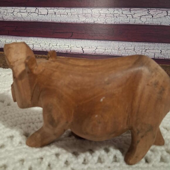 WOODEN HIPPOPOTAMUS - Picture 3 of 6